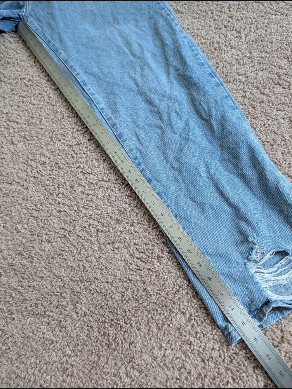 Prettylittlething Women Light Blue Distress Split Hem Straight Leg Jean Size 12 - Picture 11 of 12